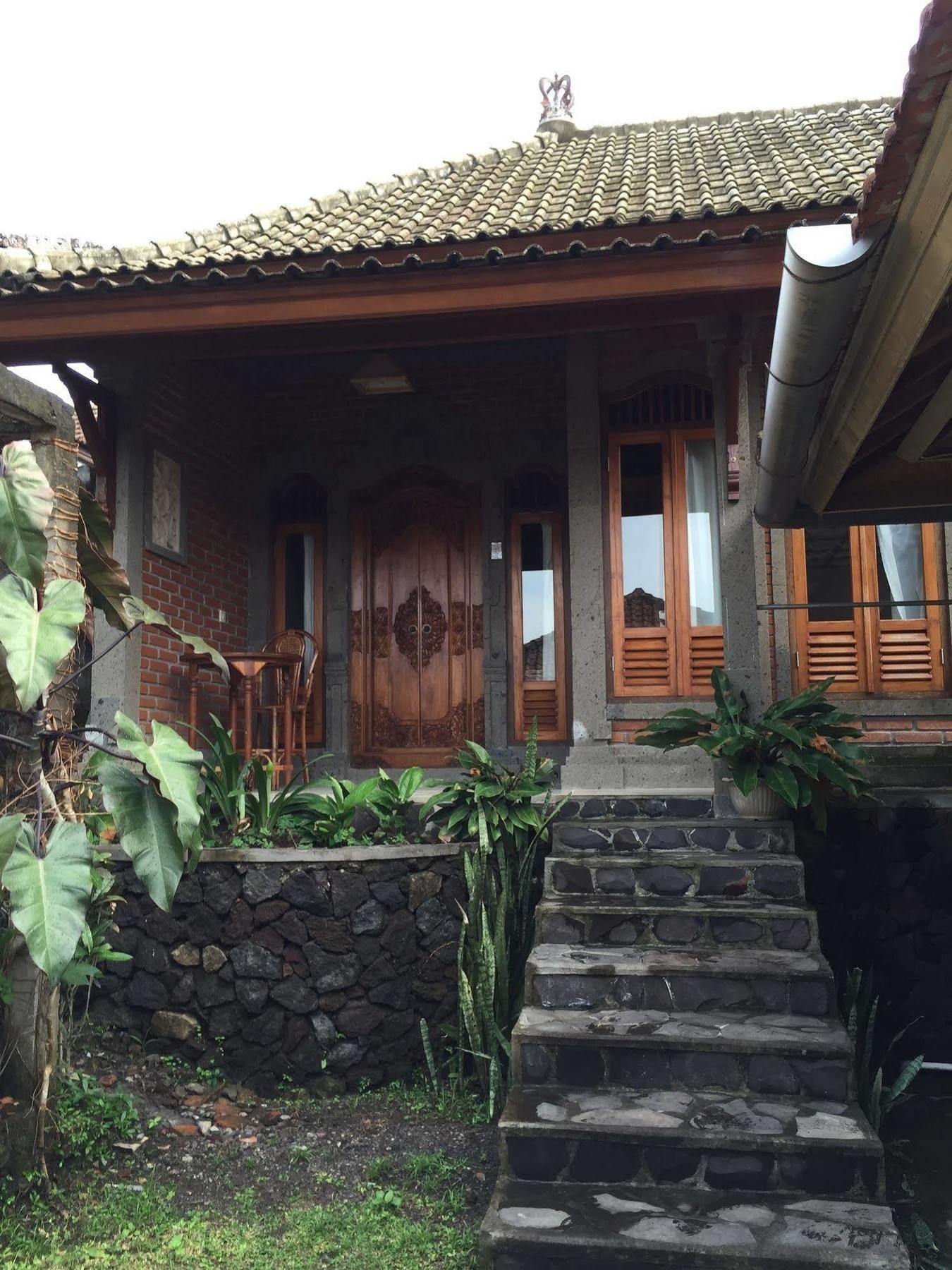 Meme Surung Guesthouse Munduk Dış mekan fotoğraf