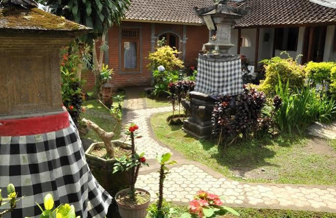 Meme Surung Guesthouse Munduk Dış mekan fotoğraf